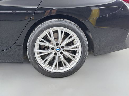 Certified 2024 BMW 330i Sedan w/ Convenience Package RWD image 29