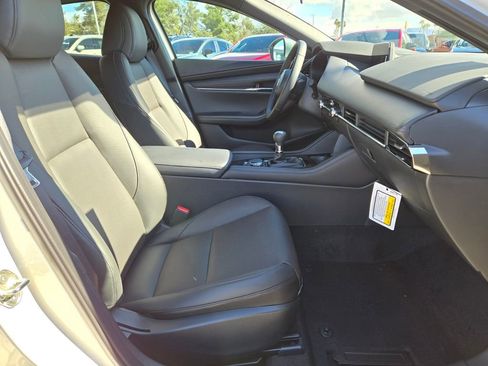 New 2026 MAZDA MAZDA3 2.5 S Hatchback w/ Premium Pkg FWD image 20