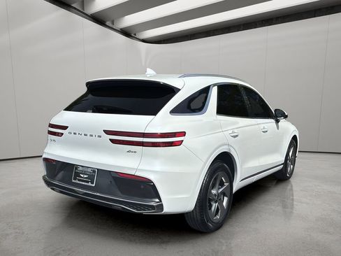 Certified 2026 Genesis GV70 2.5T AWD/4WD image 5