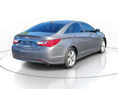 Used 2011 Hyundai Sonata Limited w/ Navigation Pkg 5 image 6