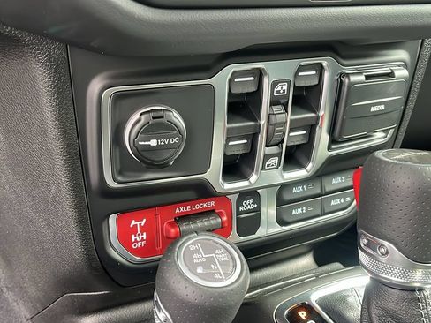 New 2026 Jeep Gladiator Mojave AWD/4WD image 15