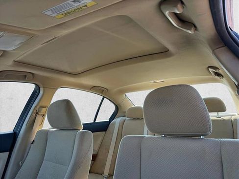 Used 2012 Honda Accord EX image 17