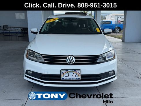 Used 2016 Volkswagen Jetta SEL w/ Lighting Package FWD image 8