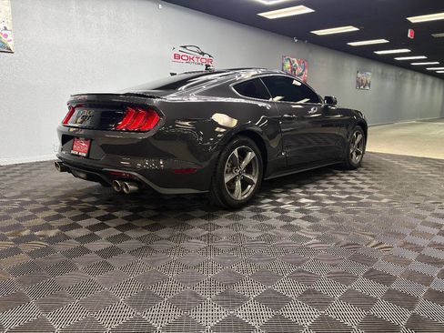 Used 2022 Ford Mustang GT w/ Equipment Group 301A image 10