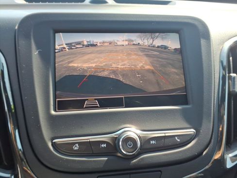 Used 2023 Chevrolet Equinox RS AWD/4WD image 10