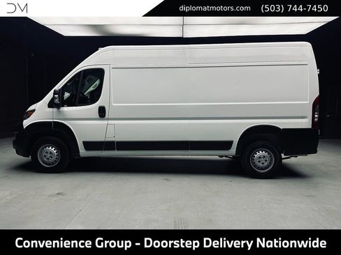 Used 2025 RAM ProMaster 3500 w/ Convenience Group FWD image 4