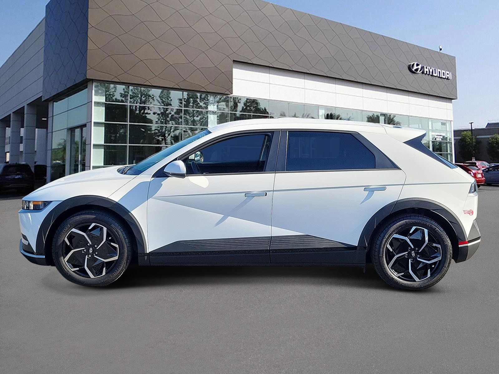 Used 2024 Hyundai Ioniq 5 SEL RWD image 3