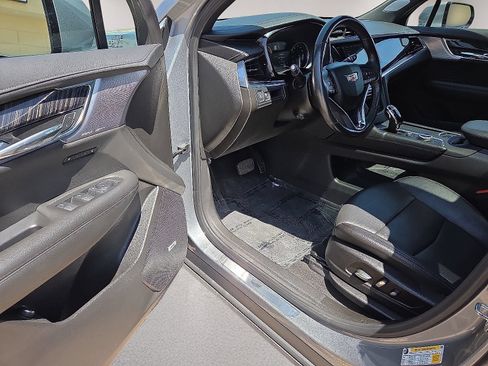 Used 2023 Cadillac XT6 Premium Luxury AWD/4WD image 23