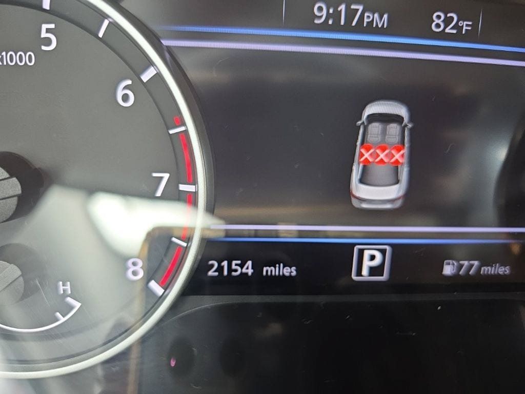 Used 2025 Nissan Sentra SV w/ Trunk Package FWD image 18