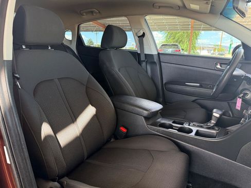 Used 2018 Kia Optima LX FWD image 15