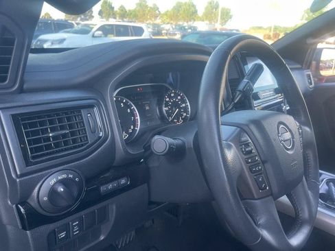 Used 2024 Nissan Titan SV w/ SV Bronze Edition Package RWD image 15