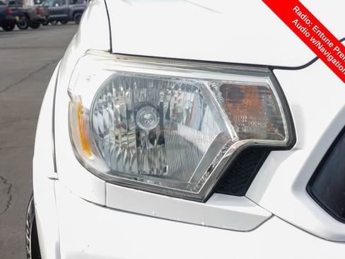 Used 2015 Toyota Tacoma PreRunner image 6
