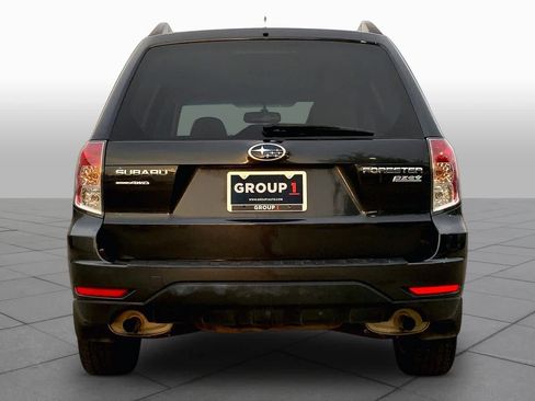 Used 2011 Subaru Forester 2.5X Premium w/ All-Weather Pkg AWD/4WD image 4