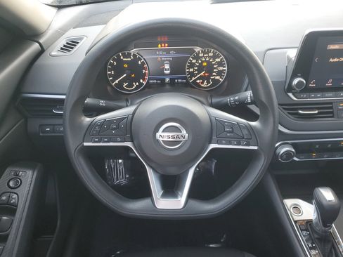 Certified 2022 Nissan Altima 2.5 SV image 22