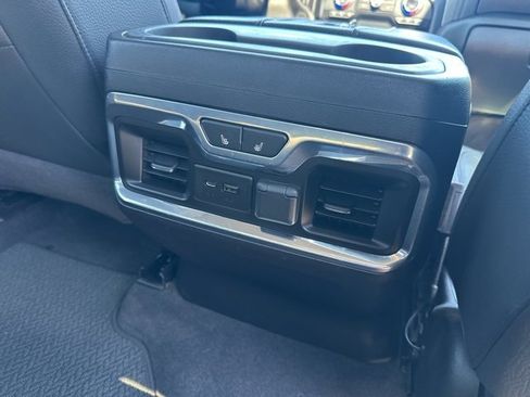 Used 2020 GMC Sierra 2500 Denali w/ Denali Ultimate Package image 13