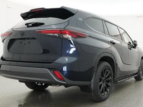 New 2026 Toyota Highlander Limited image 24