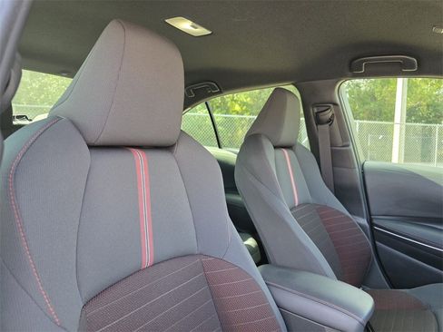 Certified 2025 Toyota Corolla LE image 15