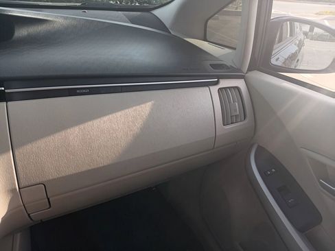 Used 2012 Toyota Prius Two image 17