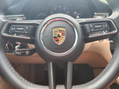 Used 2023 Porsche Macan AWD/4WD image 21