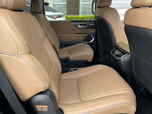 Certified 2026 INFINITI QX80 Luxe w/ Cargo Package AWD/4WD image 21