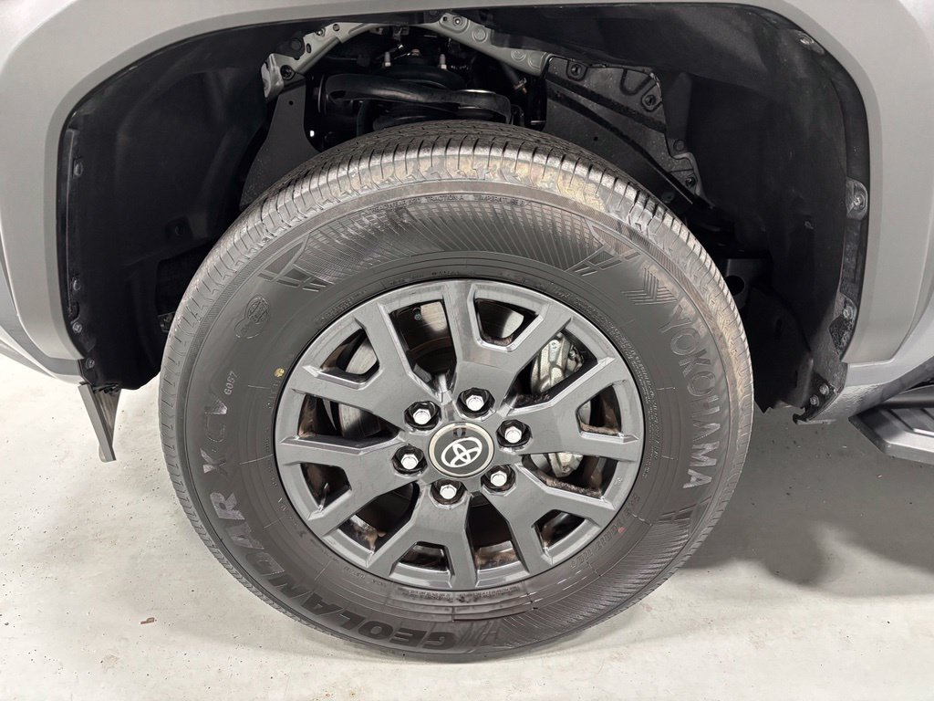 Used 2026 Toyota 4Runner SR5 AWD/4WD image 62