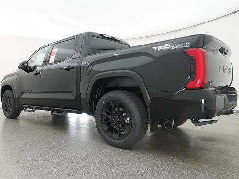 New 2026 Toyota Tundra Limited AWD/4WD image 9