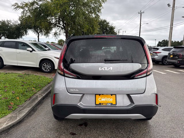 Used 2025 Kia Soul LX w/ LX Technology Package FWD image 6