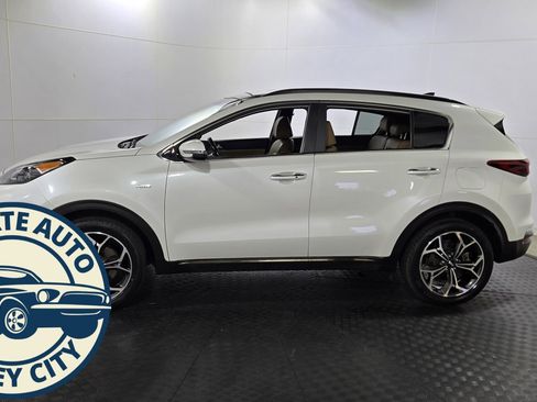 Used 2022 Kia Sportage SX image 4