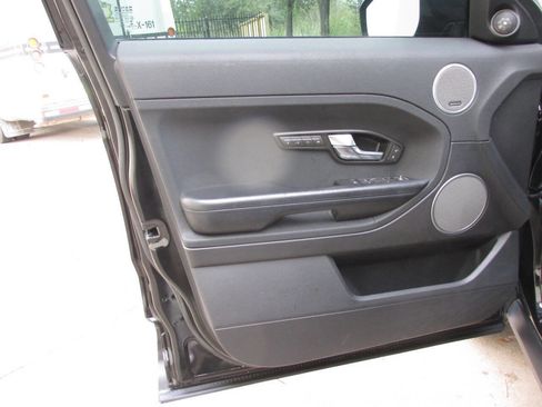 Used 2014 Land Rover Range Rover Evoque Pure Plus image 11