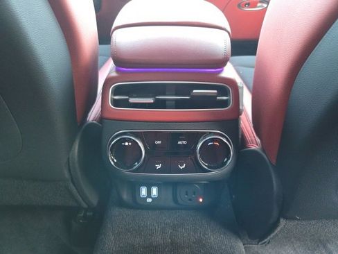 Used 2025 Genesis GV70 2.5T w/ Sport Prestige Package image 11