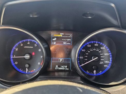 Used 2017 Subaru Outback 2.5i Premium AWD/4WD image 31