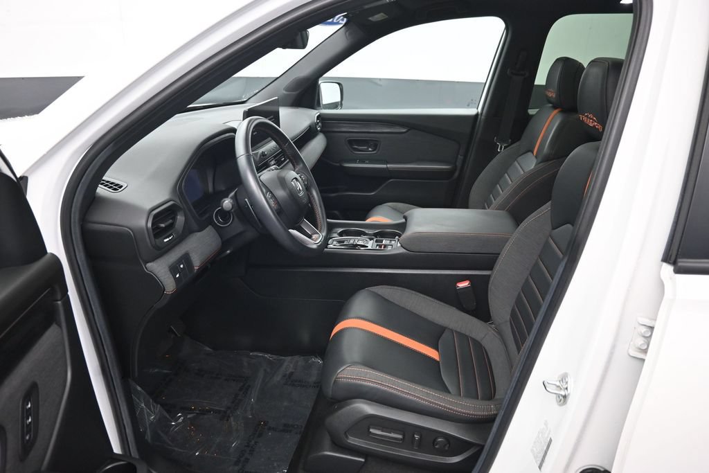 Certified 2026 Honda Passport TrailSport image 9