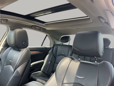 Used 2019 Cadillac CTS Luxury RWD image 30