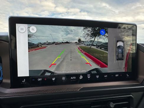 New 2025 Ford Bronco Sport Outer Banks w/ Outer Banks Tech Package+ image 38