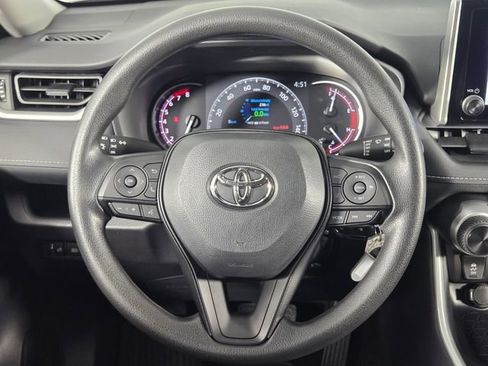 Used 2025 Toyota RAV4 LE image 22