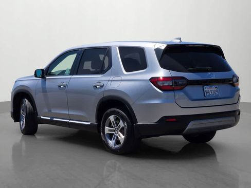 Used 2023 Honda Pilot EX-L image 4