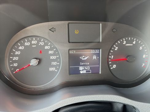 Used 2021 Mercedes-Benz Sprinter 1500 image 24