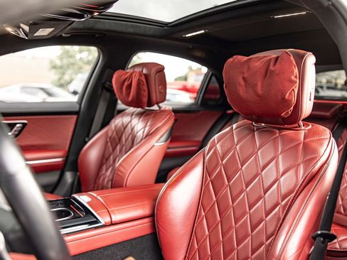 Used 2022 Mercedes-Benz S 580 4MATIC Sedan image 17