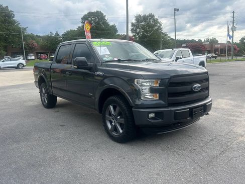 Used 2016 Ford F150 Lariat image 6
