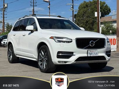Used 2017 Volvo XC90 T6 Momentum w/ Vision Package