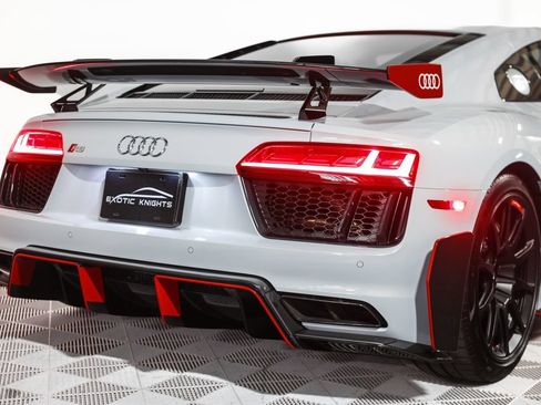 Used 2018 Audi R8 V10 plus w/ Full Leather Package AWD/4WD image 10