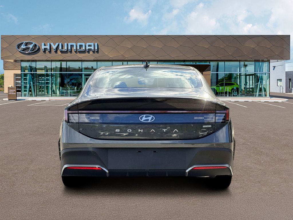 Used 2026 Hyundai Sonata Blue FWD image 6