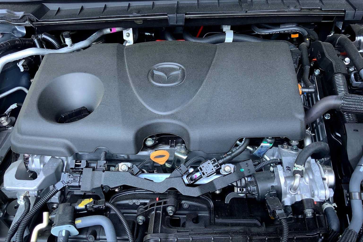 Certified 2025 MAZDA CX-50 AWD 2.5 Hybrid w/ Premium Pkg image 15