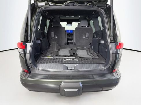 Used 2025 Lexus GX 550 w/ Accessory Package (2T) AWD/4WD image 32