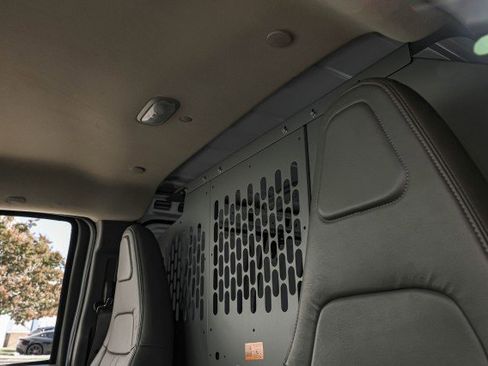 Used 2020 Chevrolet Express 2500 image 24