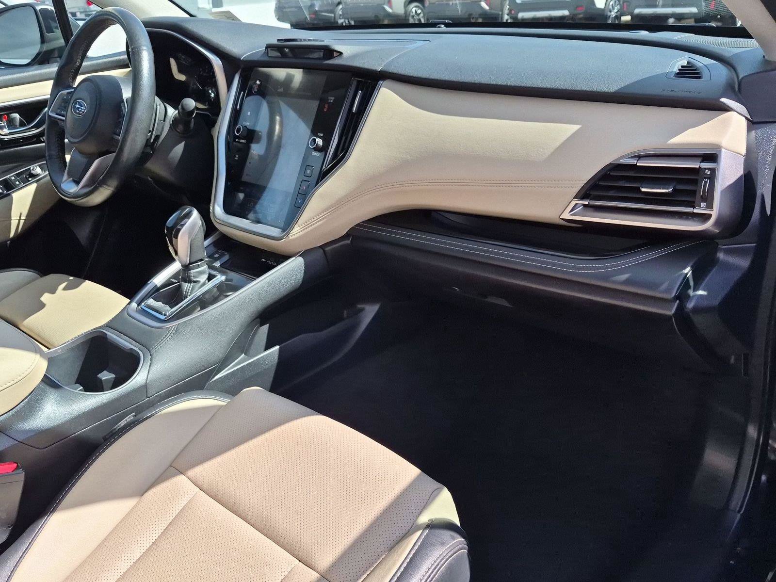 Certified 2025 Subaru Outback Limited AWD/4WD image 30