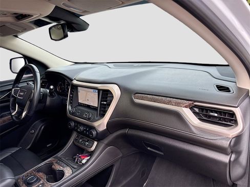 Used 2020 GMC Acadia Denali w/ LPO, Floor Liner Package image 32