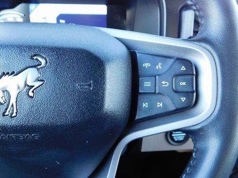 Used 2023 Ford Bronco Wildtrak image 31
