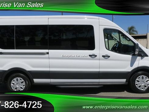 Used 2022 Ford Transit 350 XLT RWD image 4