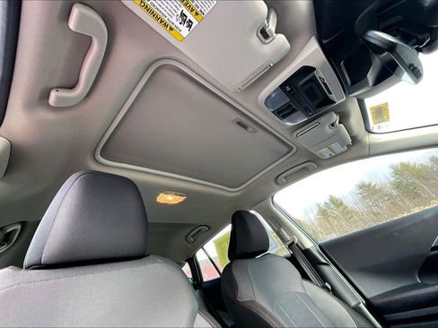 Used 2024 Subaru Impreza 2.0i Sport image 15